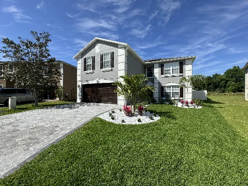 Landscape Design & Paver Driveway in Orlando, FL